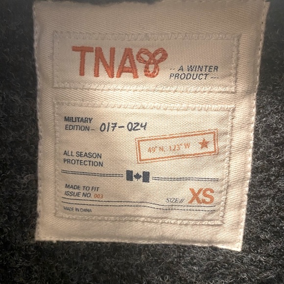 ARITZIA TNA | Black Winter Coat - Picture 5 of 6